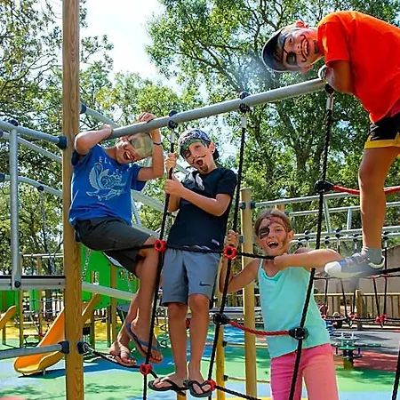 Vtf Le Castelet סנט-אגף