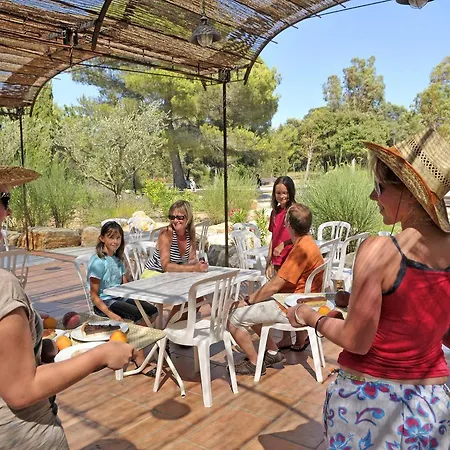 Vtf Le Castelet Resort Saint Aygulf