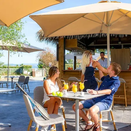 Vtf Le Castelet Resort Saint Aygulf