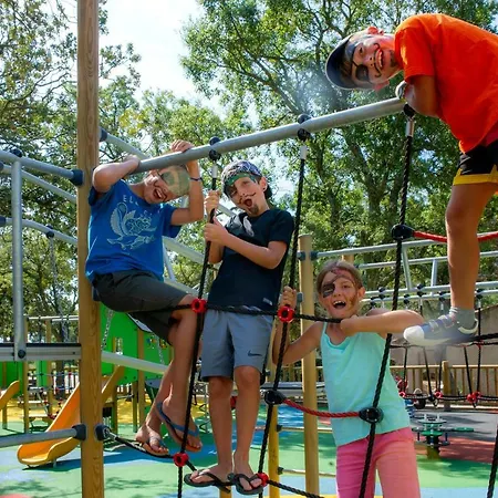 Vtf Le Castelet Resort