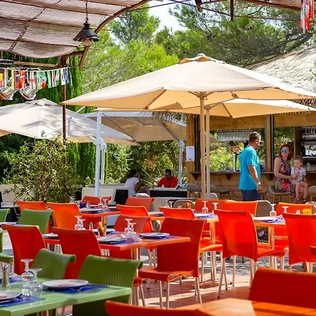 Vtf Le Castelet Resort